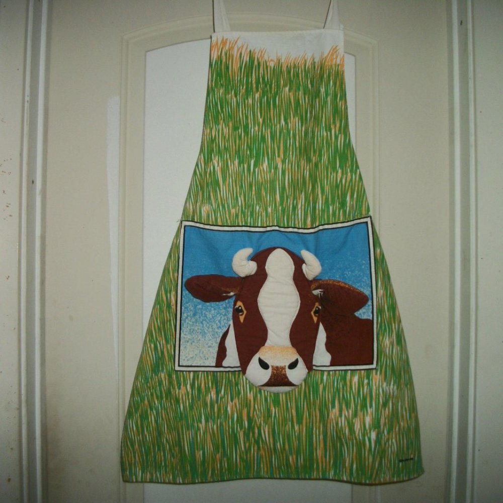 SUMMER VINTAGE COW PUFFY FACE APRON